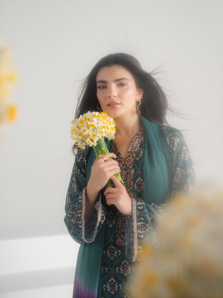 Gulaal | Summer Pret 26 | Lucero