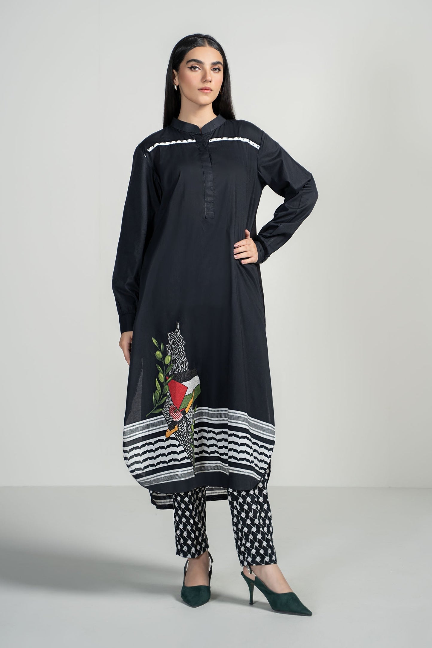 Maria B | Luxury Winter Pret 25 | PS-PF24-04-Black
