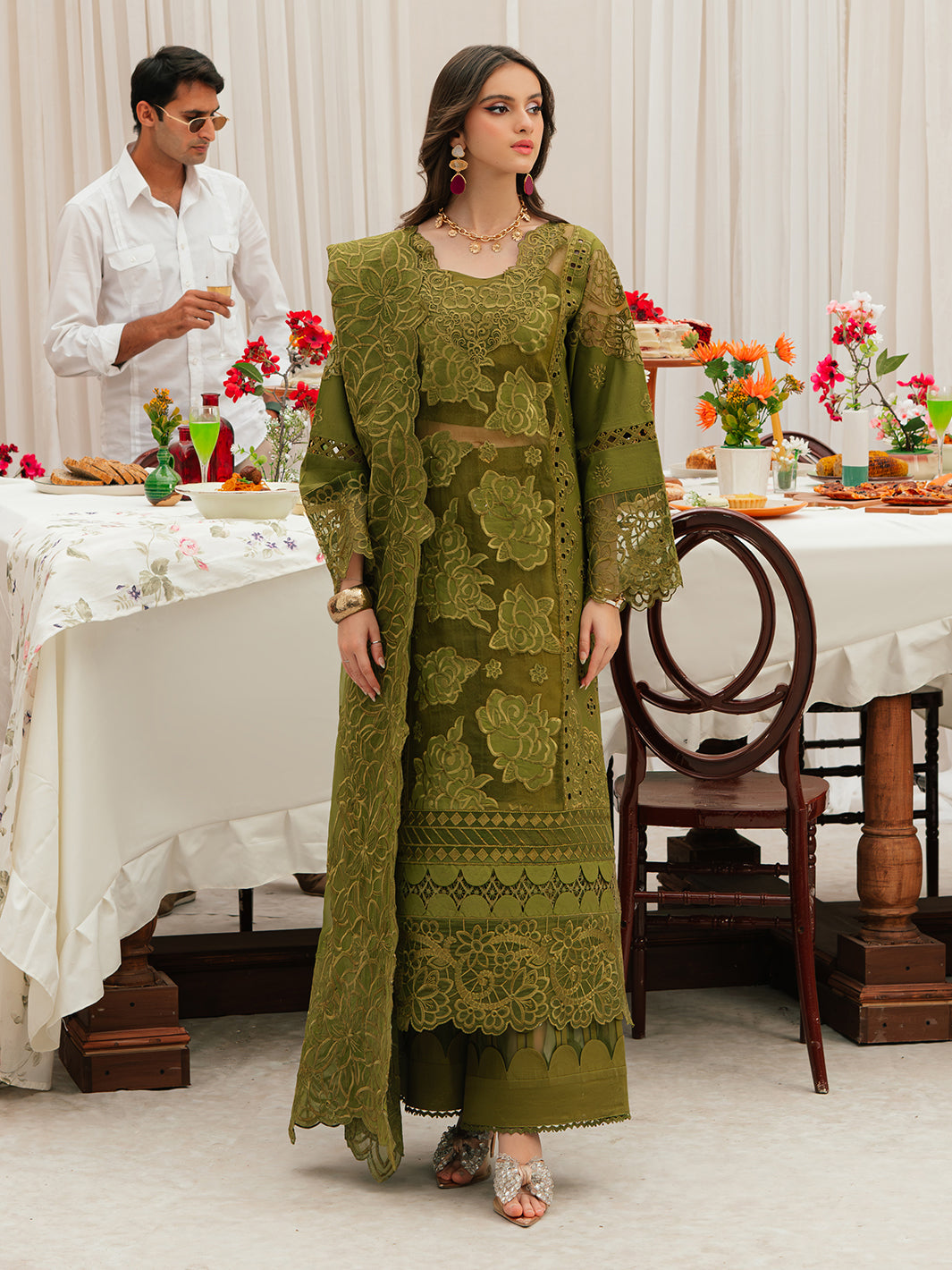 Mahnur | Allenura Luxury Lawn 24 | REVERIE - House Of Anaya