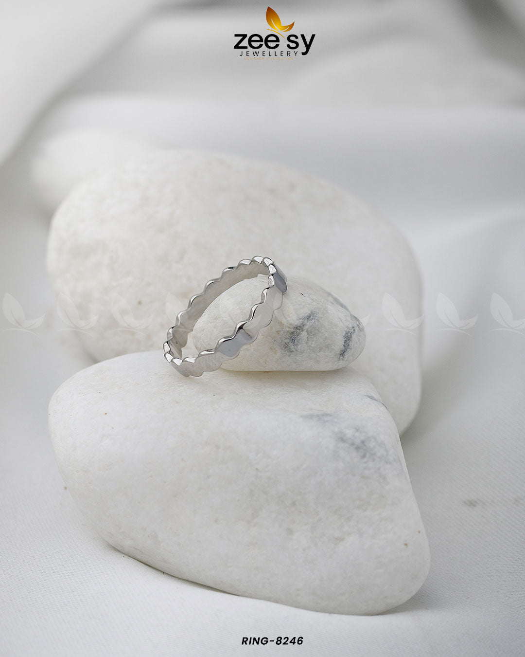 Bee My Love Ring-8246 - Libasekhas