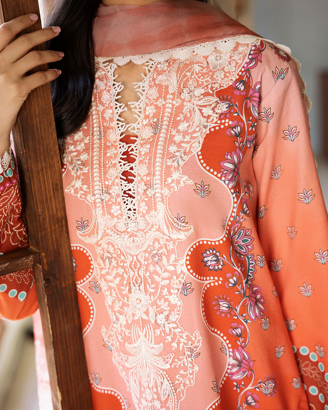 Roheenaz | Flora Printed Lawn | Serenade - House Of Anaya
