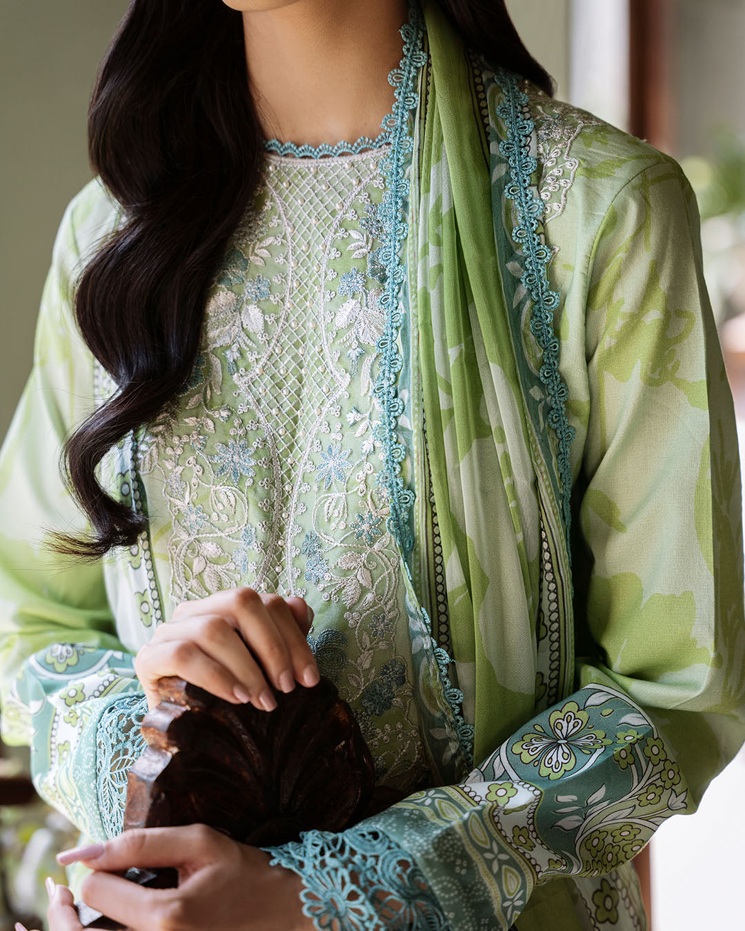 Roheenaz | Flora Printed Lawn | Euphoria - House Of Anaya