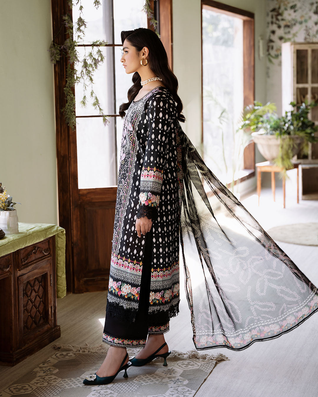 Roheenaz | Flora Printed Lawn | Veridian - House Of Anaya