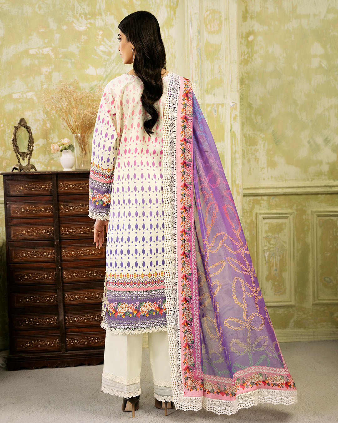 Roheenaz | Flora Printed Lawn | Evangeline - House Of Anaya