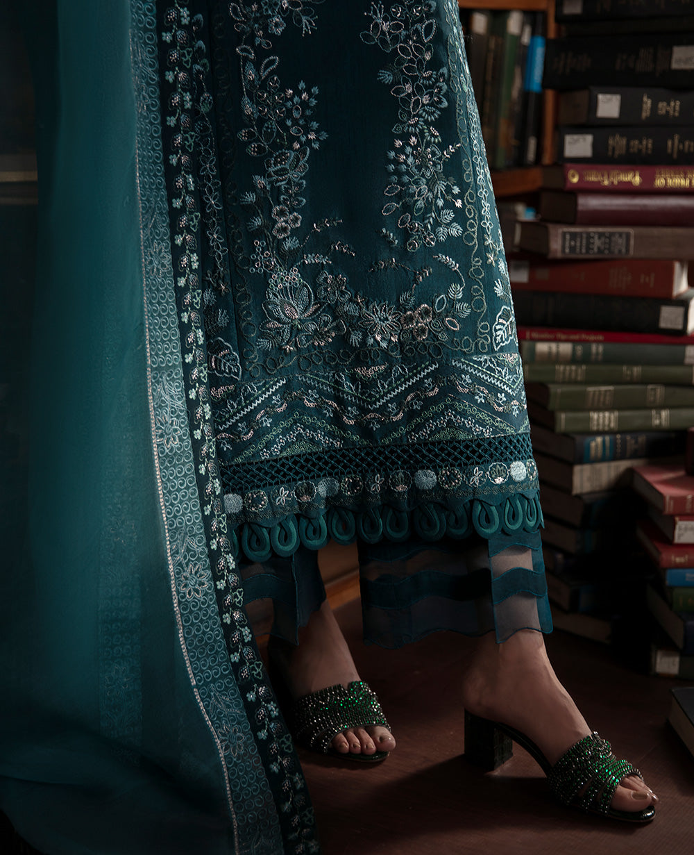 Republic Womenswear | Premium Pret 25 | RPP-03 (Coeur) - House Of Anaya