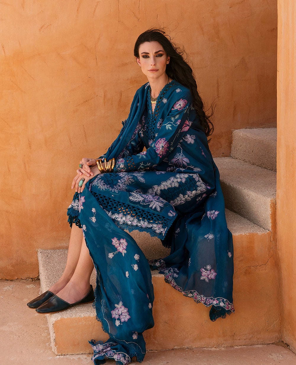 Republic Womenswear | Luxury Collection | RSL23-D6-B