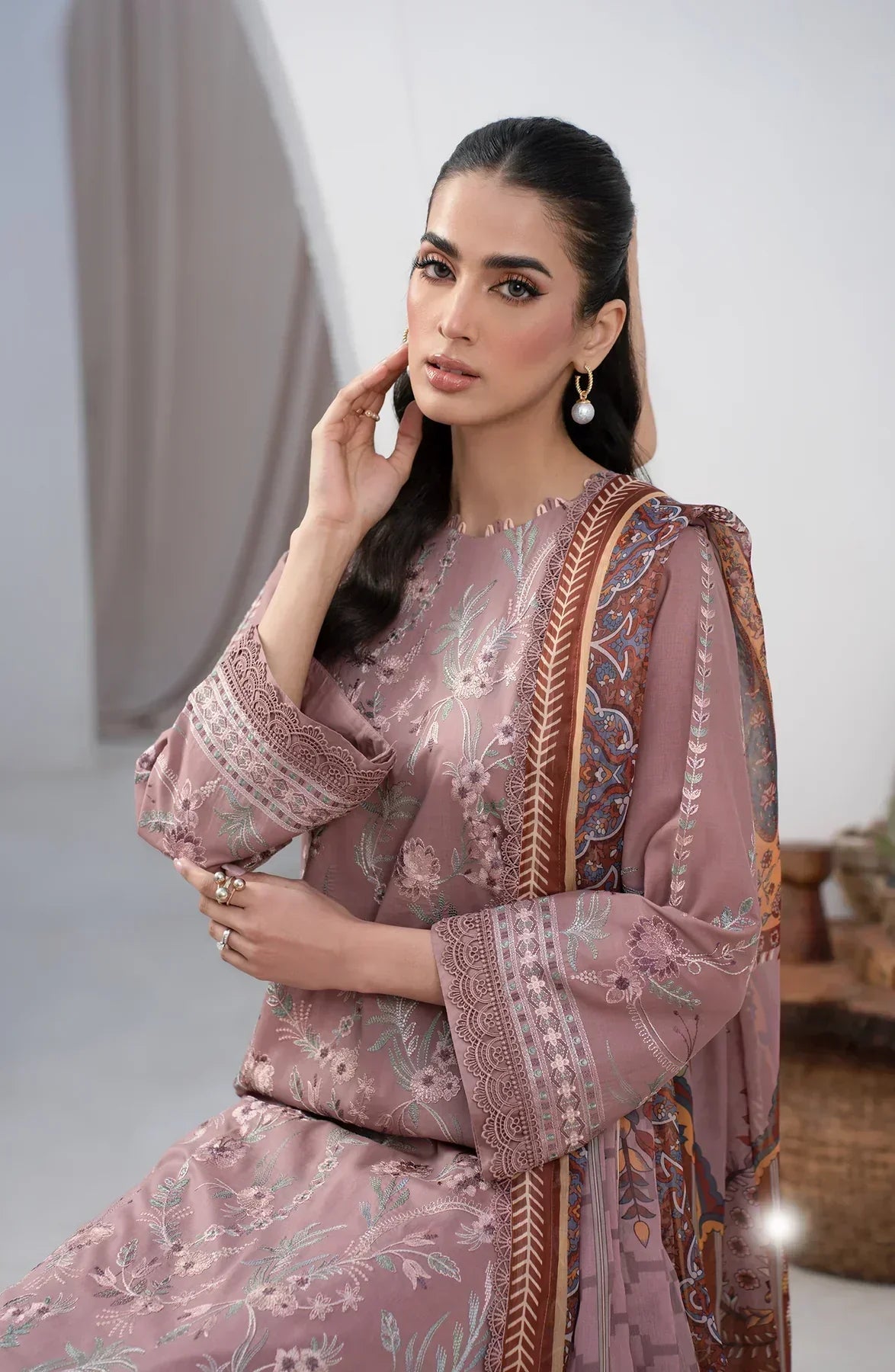 Zarif | Eid Lawn 24| ZL 05 FLORINA - House Of Anaya