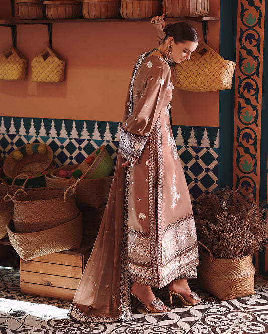 Mushq | Nuvera Raw Silk 26 | Sally