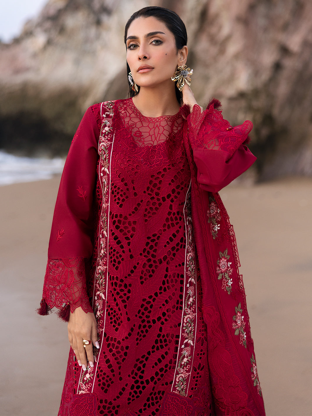 Mahnur | Sirena Luxury Lawn 25 | Scarlett - House Of Anaya