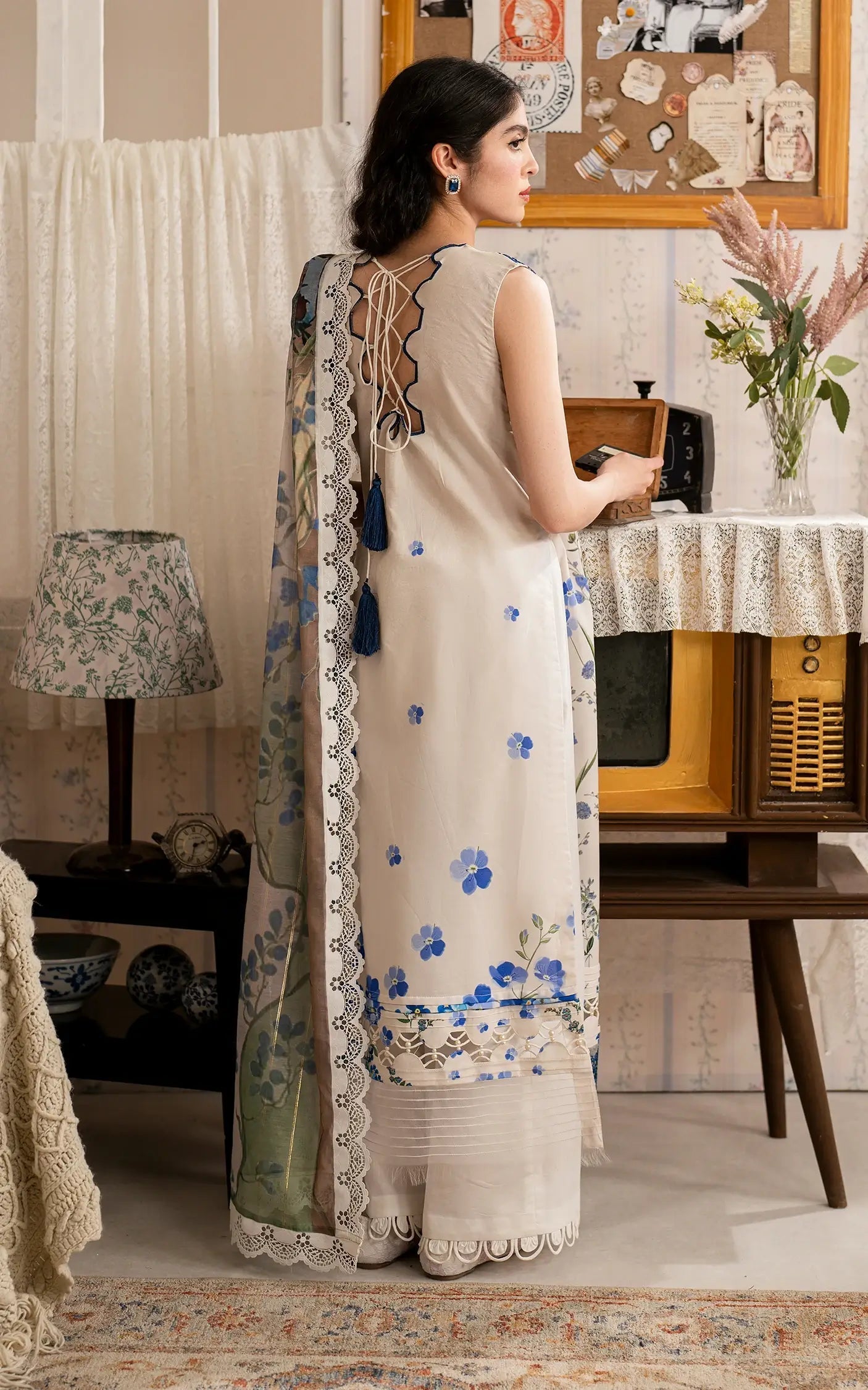 Asifa and Nabeel | Meraki Vintage 25 | Shabnam (MVL25-13) - House Of Anaya