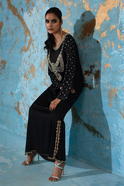Wardha Saleem | Luxury Pret Fusion Wear | BELLE - KAFTAN - House Of Anaya
