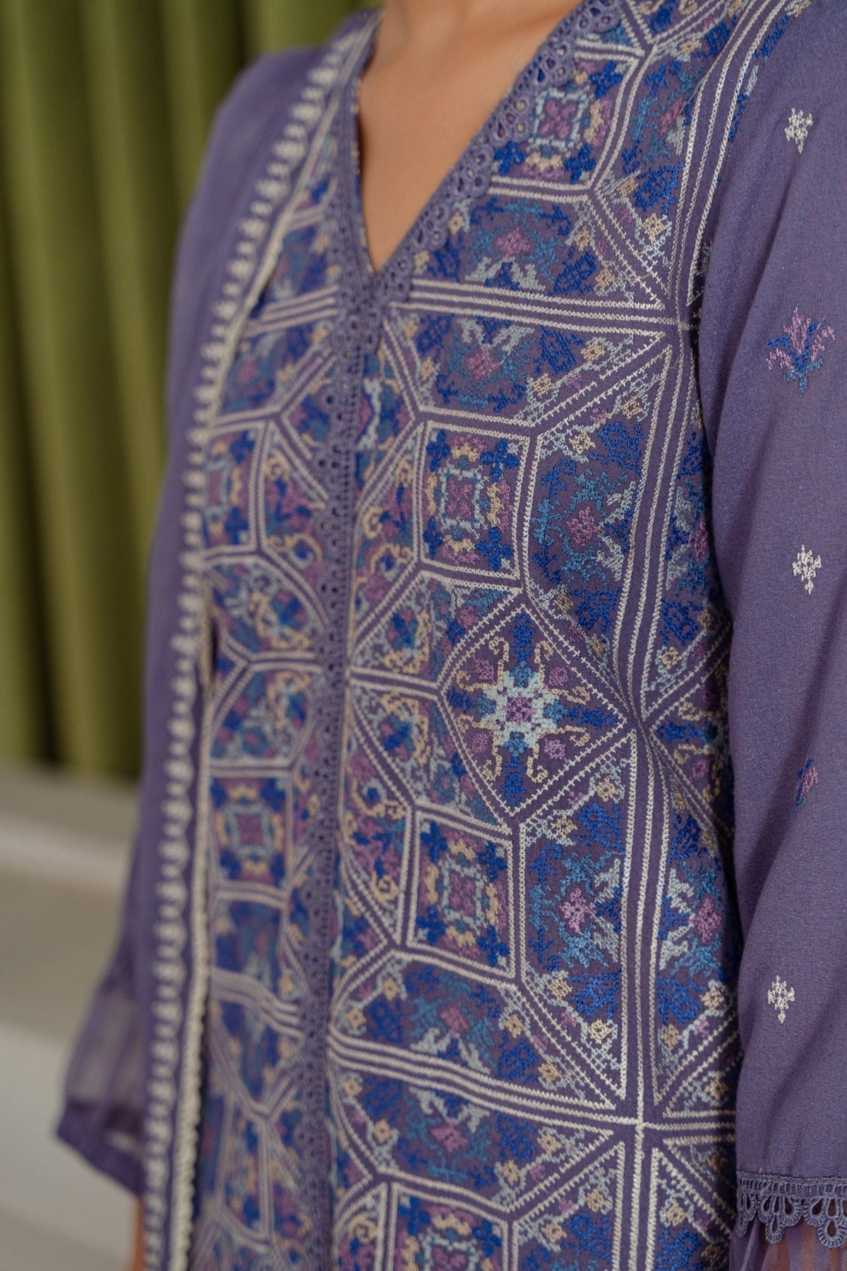 Taana Baana | Manzil Winter |  B3400A - House Of Anaya