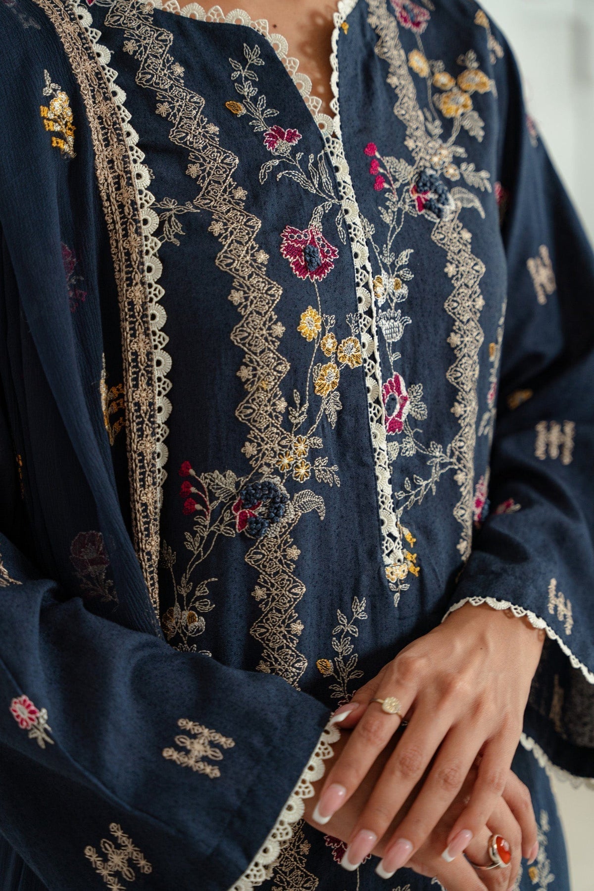 Taana Baana | Manzil Winter |  M3404B - House Of Anaya