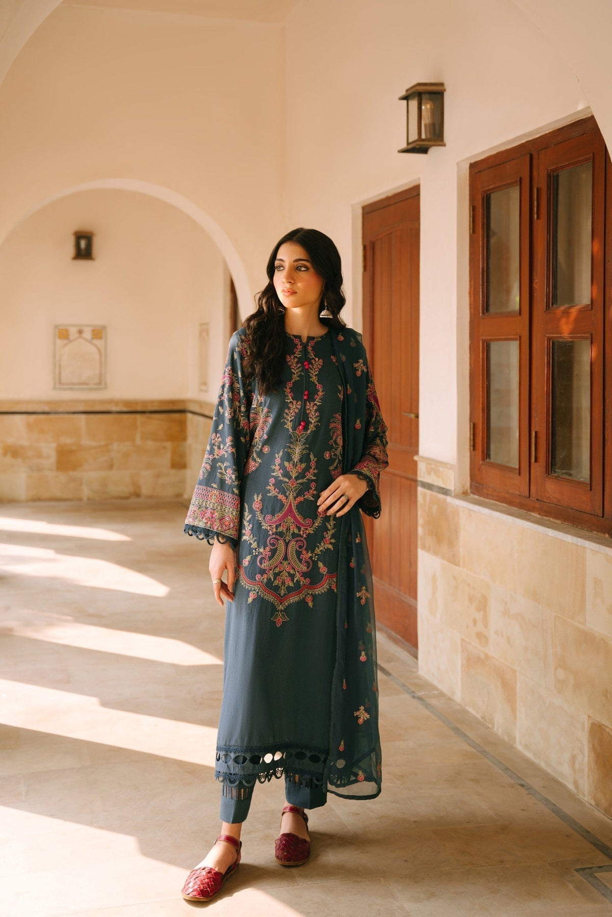 Taana Baana | Manzil Winter |  B3398 - House Of Anaya