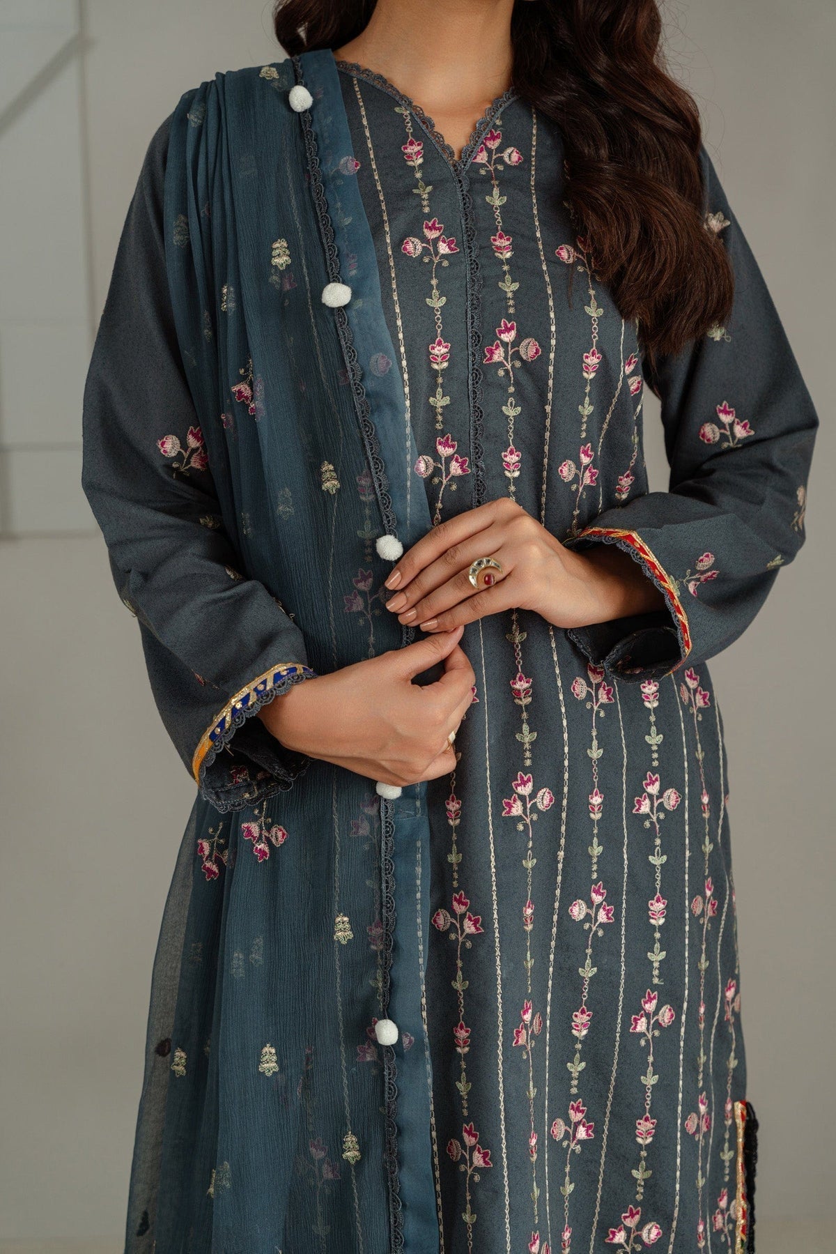 Taana Baana | Manzil Winter |  C3413A - House Of Anaya