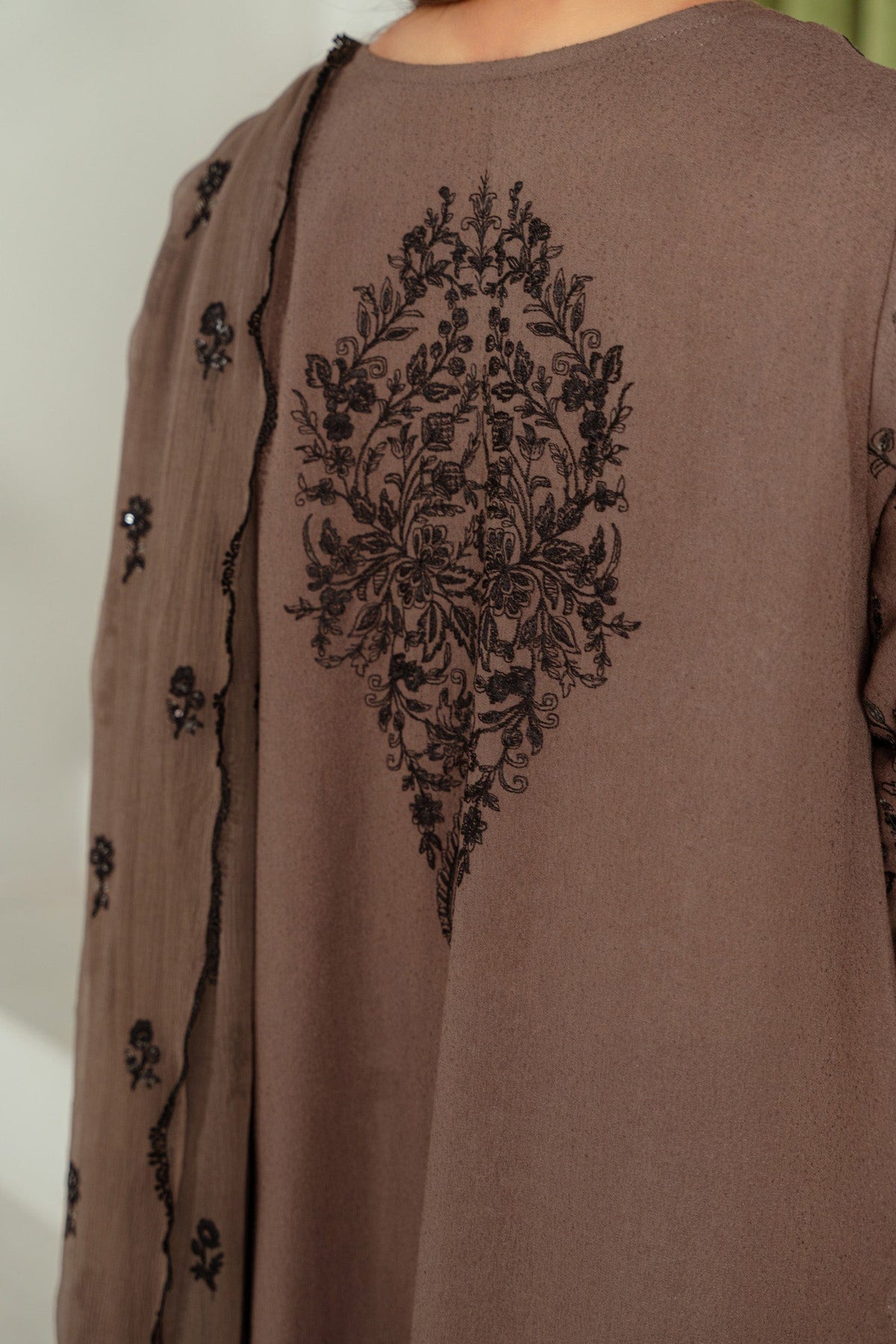 Taana Baana | Manzil Winter |  S3393 - House Of Anaya