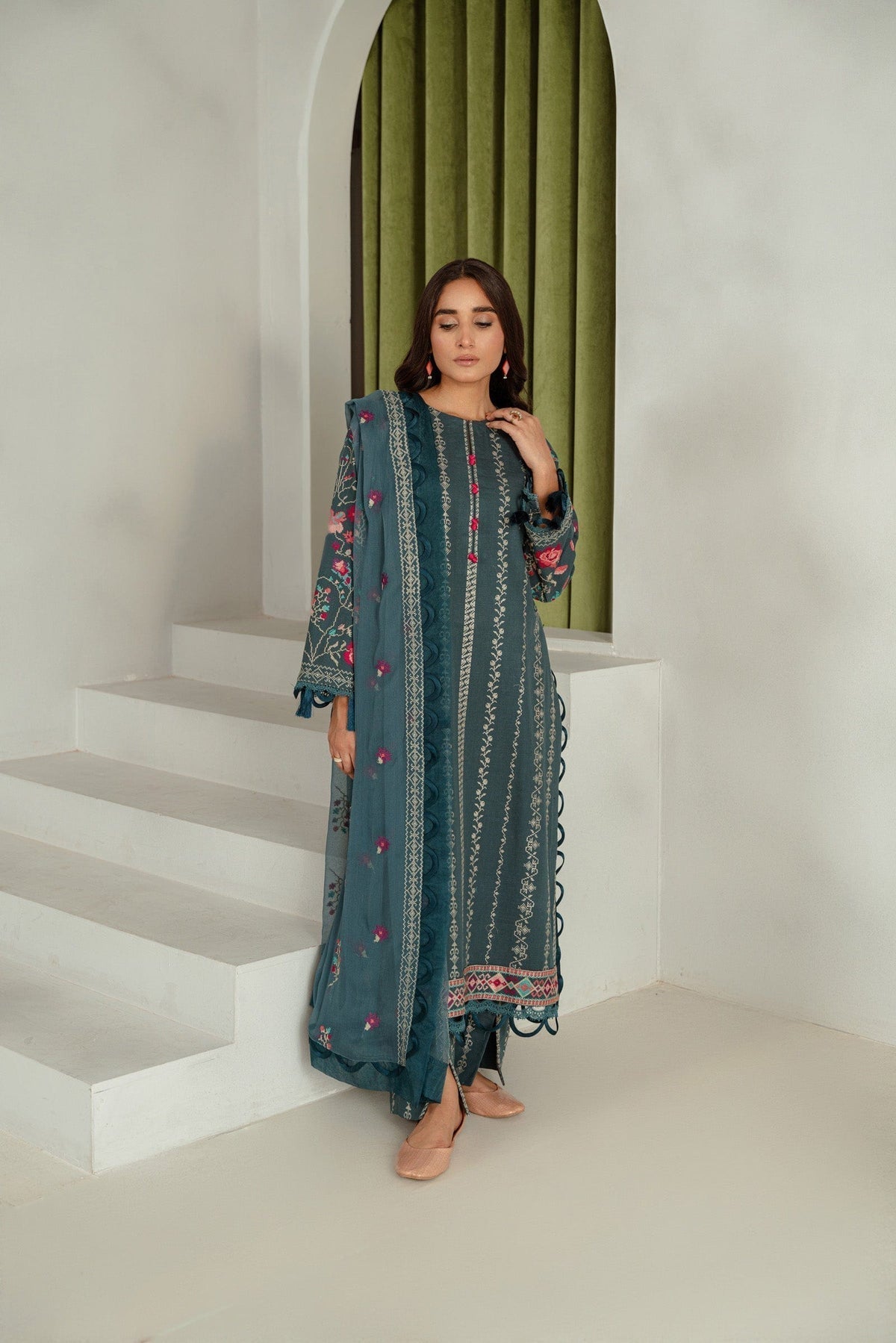 Taana Baana | Manzil Winter |  C3410B - House Of Anaya