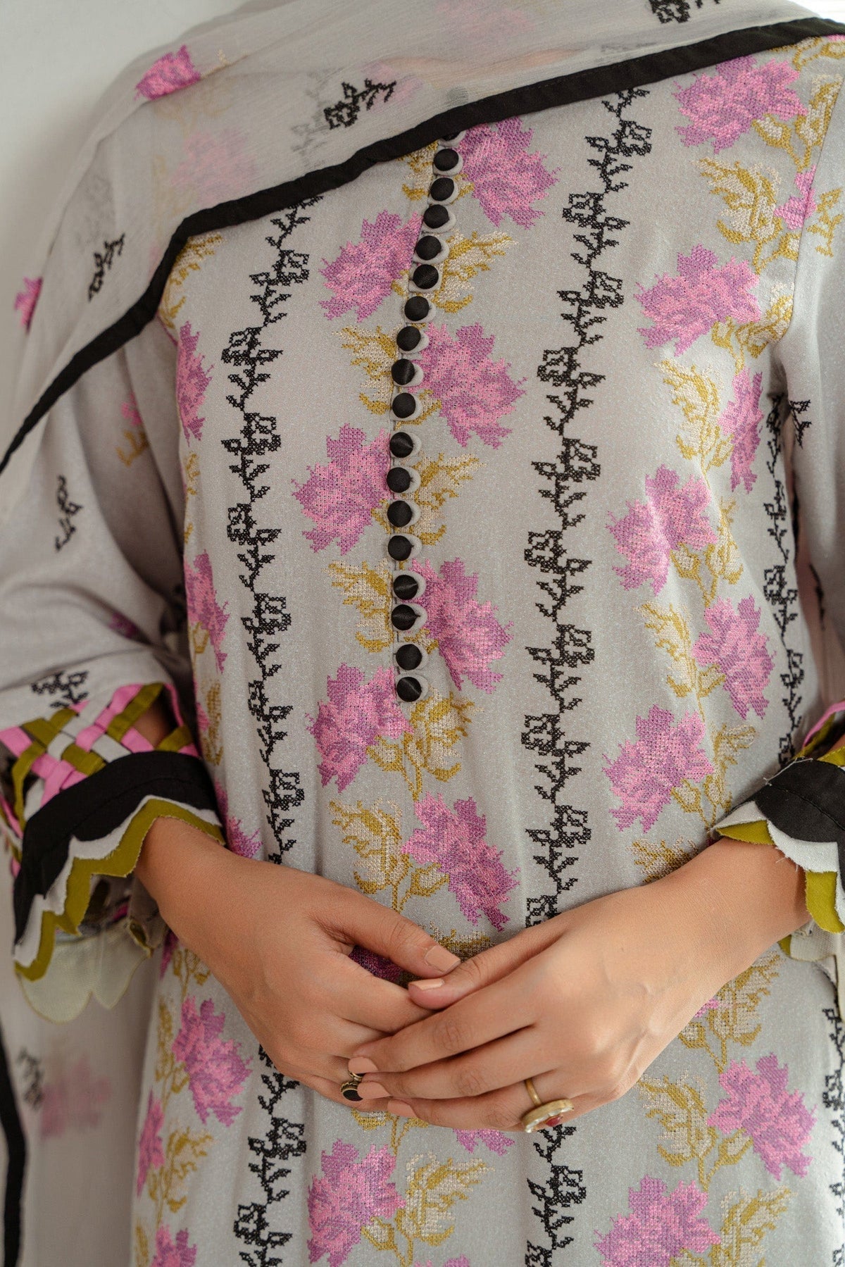 Taana Baana | Manzil Winter |  C3409B - House Of Anaya