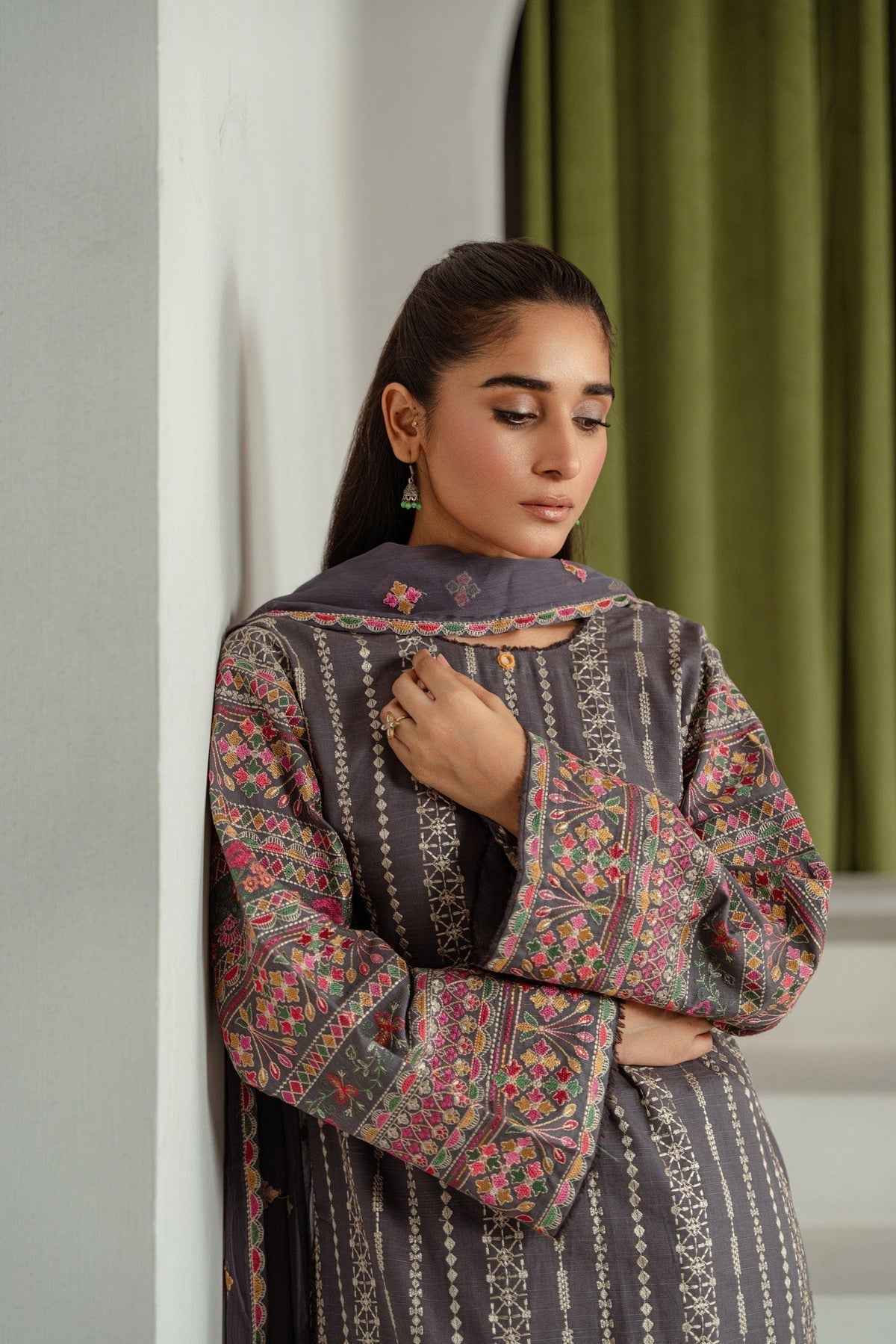 Taana Baana | Manzil Winter |  B3401B - House Of Anaya