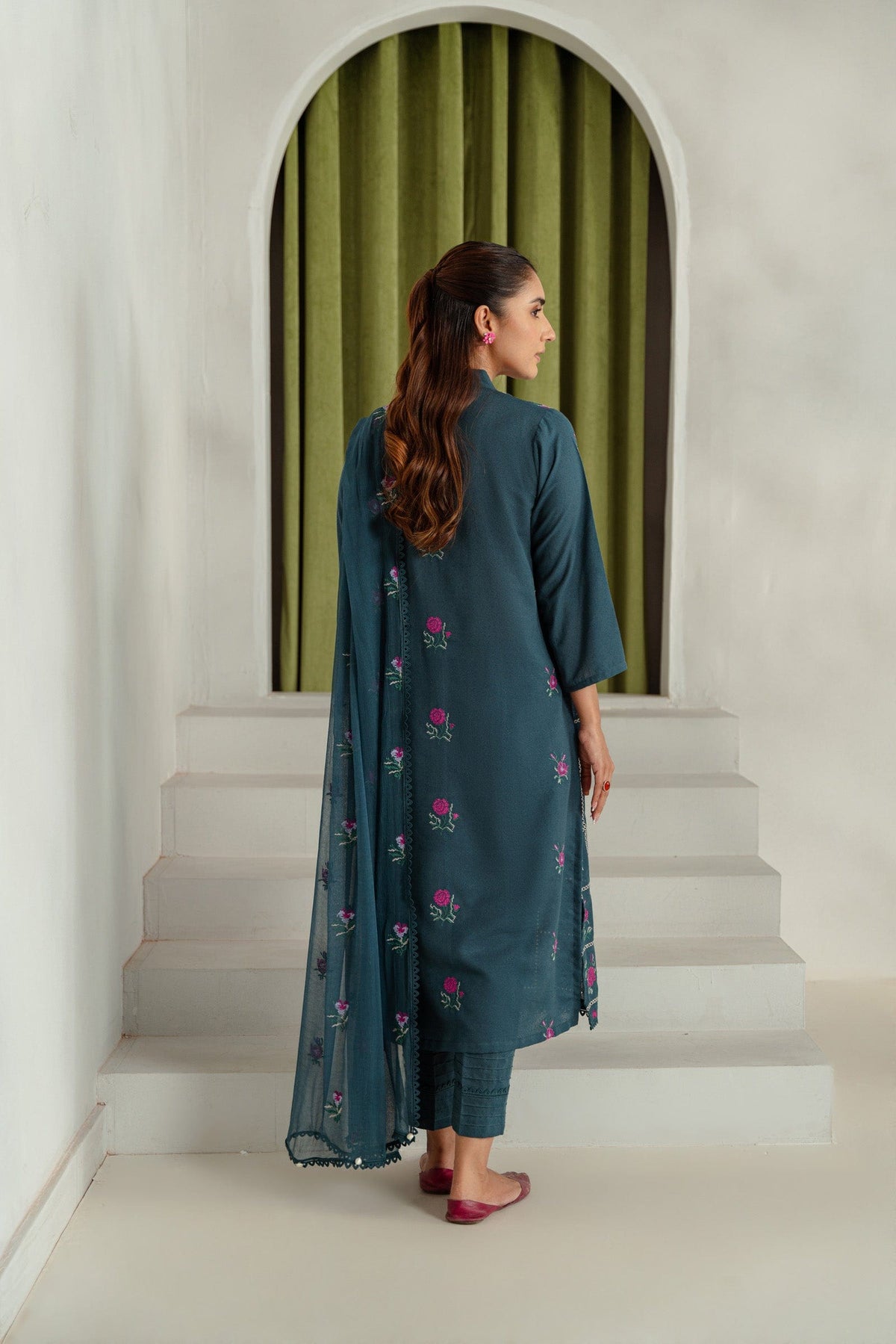 Taana Baana | Manzil Winter |  B3396 - House Of Anaya