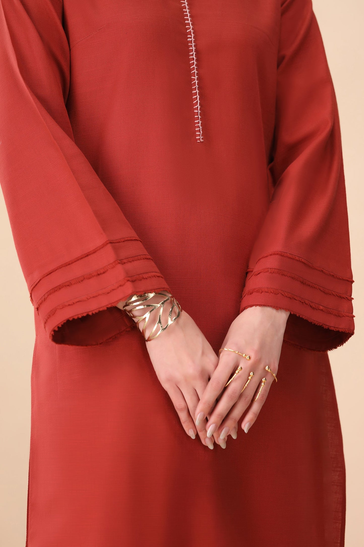 Zaha | Staples | AMBER (ZRW-21367)