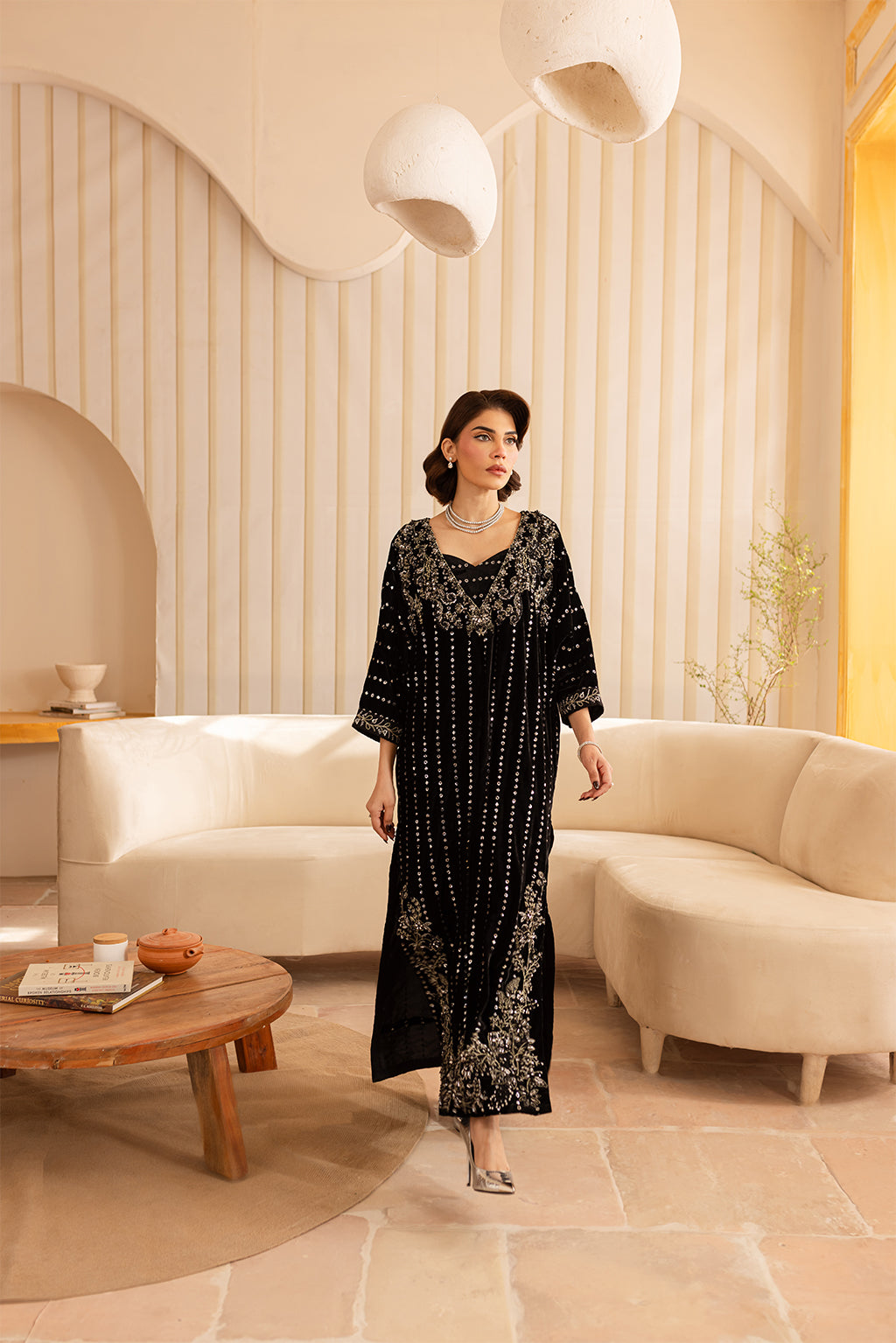 Vanya | Velvet Formals 24 |  KV-53