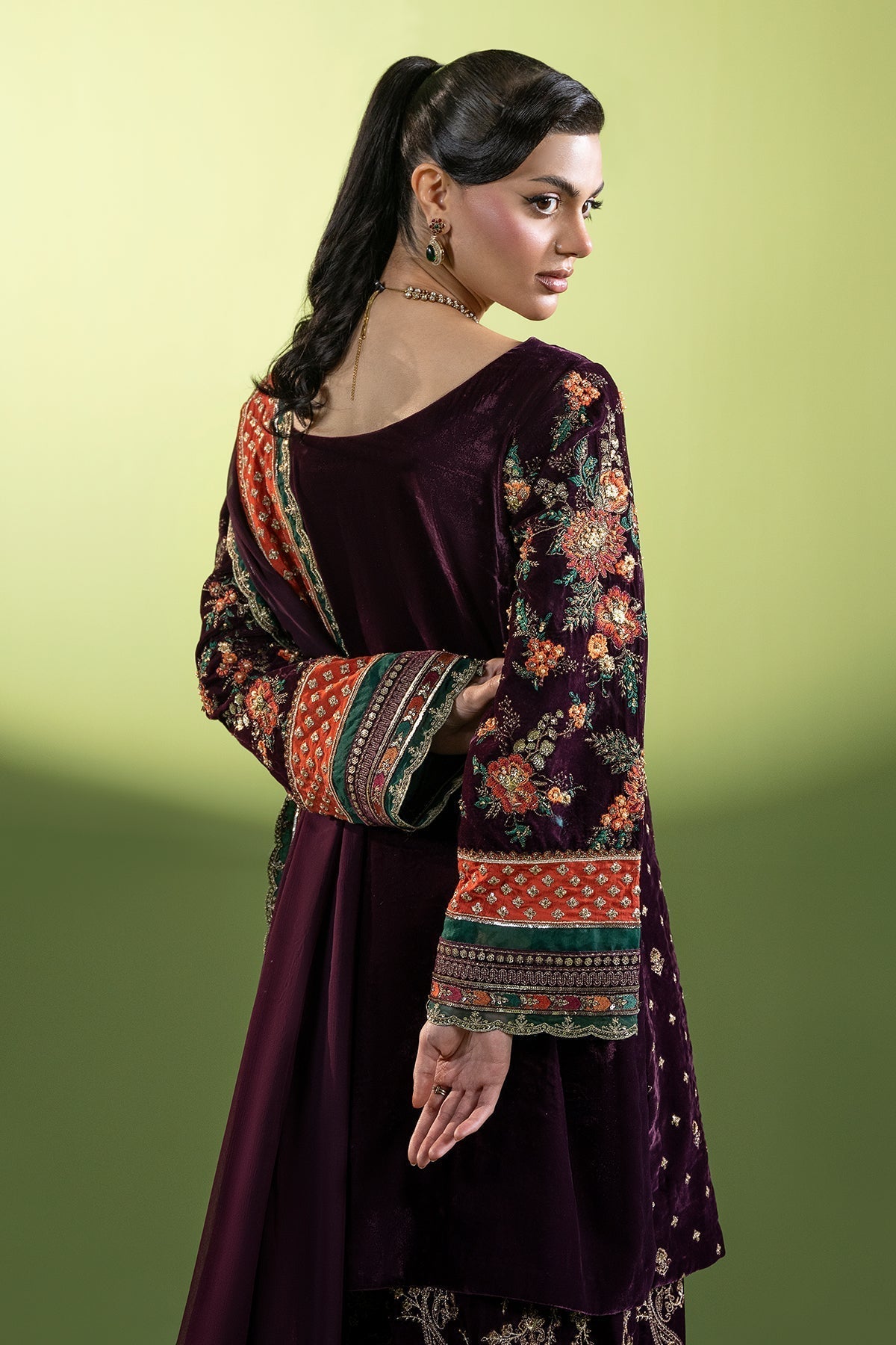 Charizma | Signature Pret | Roohi