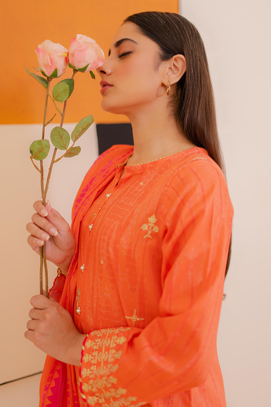 Zellbury | Summer Pret | Embroidered Kurta Dupatta - 1899 - Libasekhas