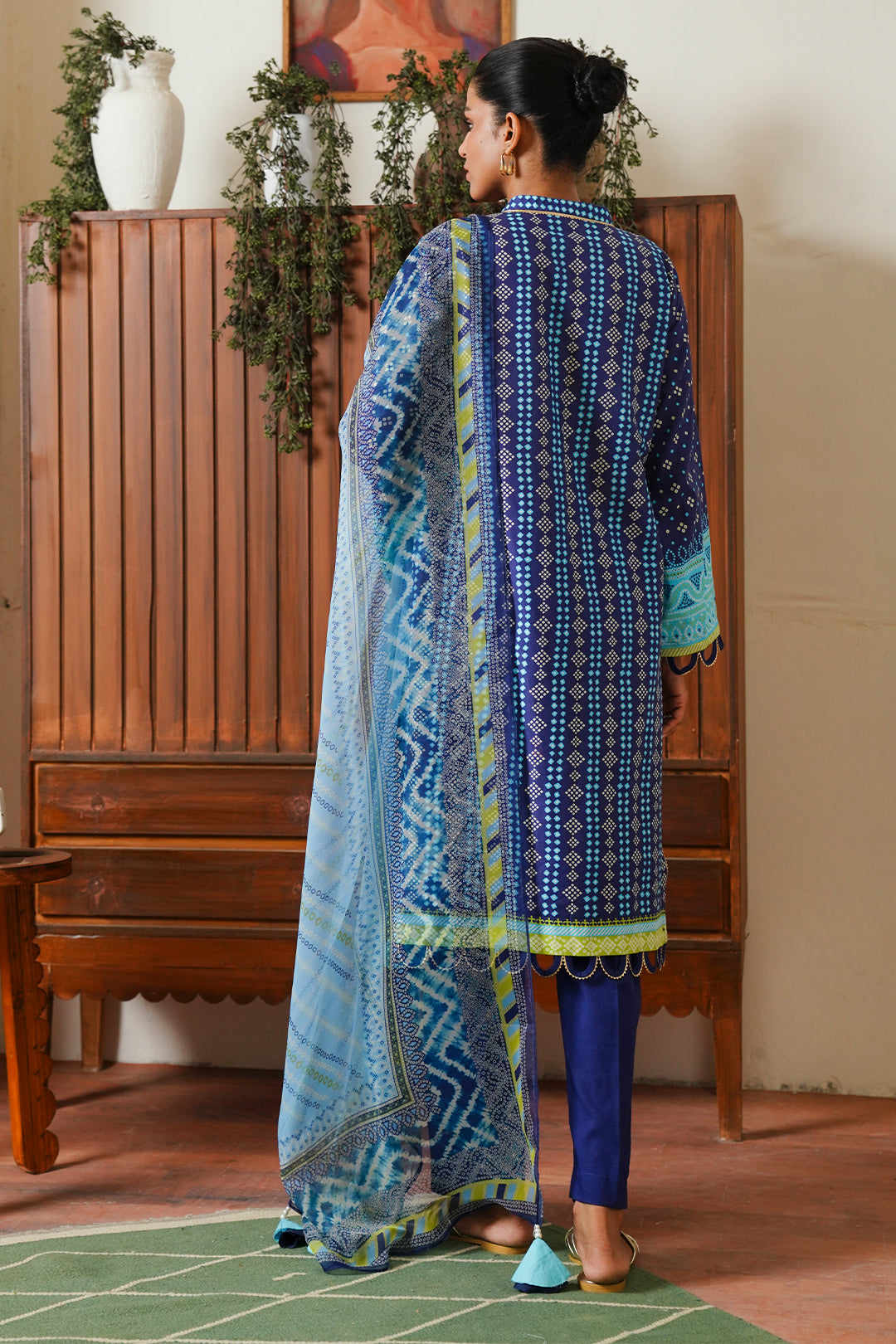 Zellbury | Unstitched 3 Piece Cambric | Shirt Shalwar Dupatta - 0031 - Libasekhas