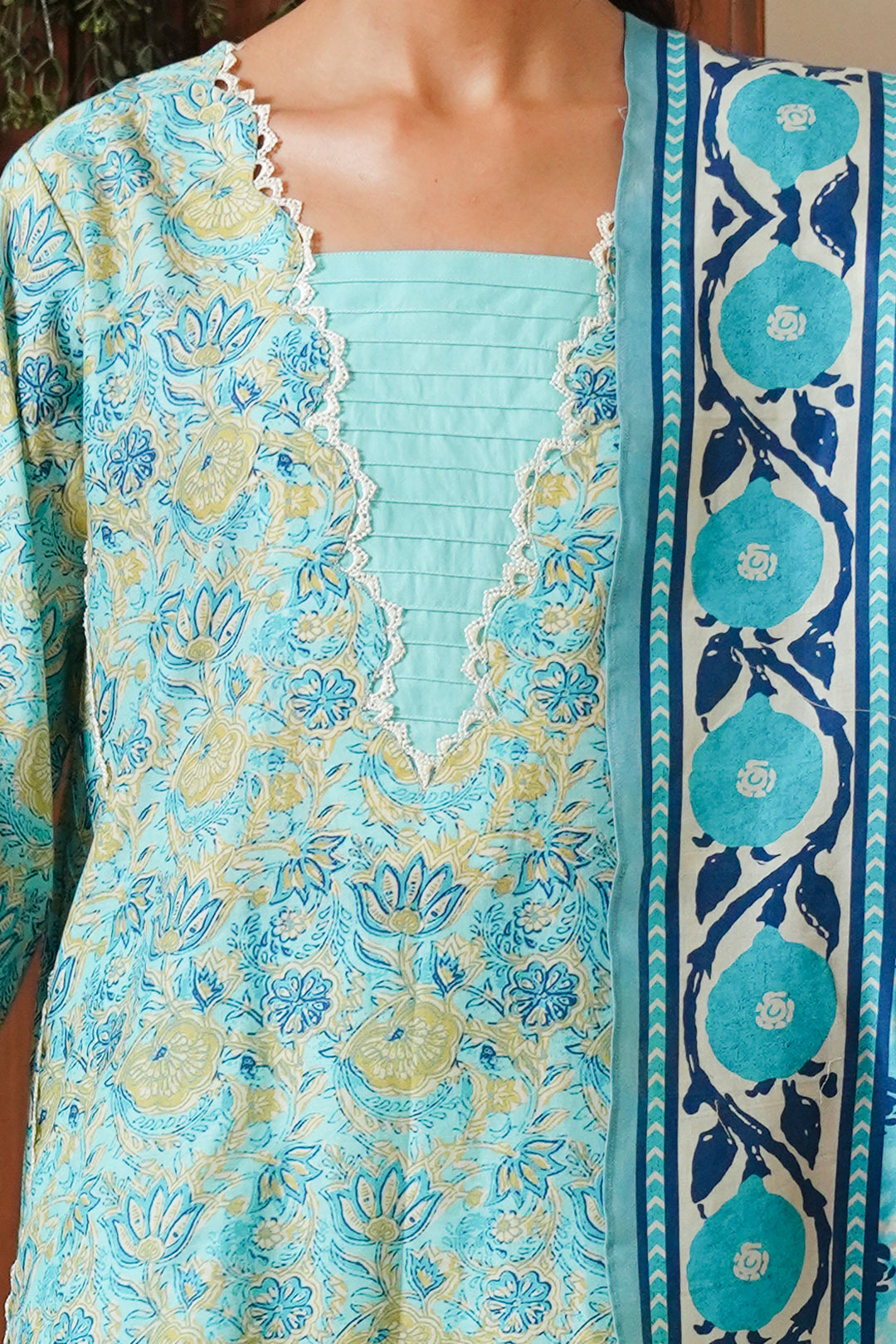 Zellbury | Unstitched 3 Piece Cambric | Shirt Shalwar Dupatta - 0046 - Libasekhas