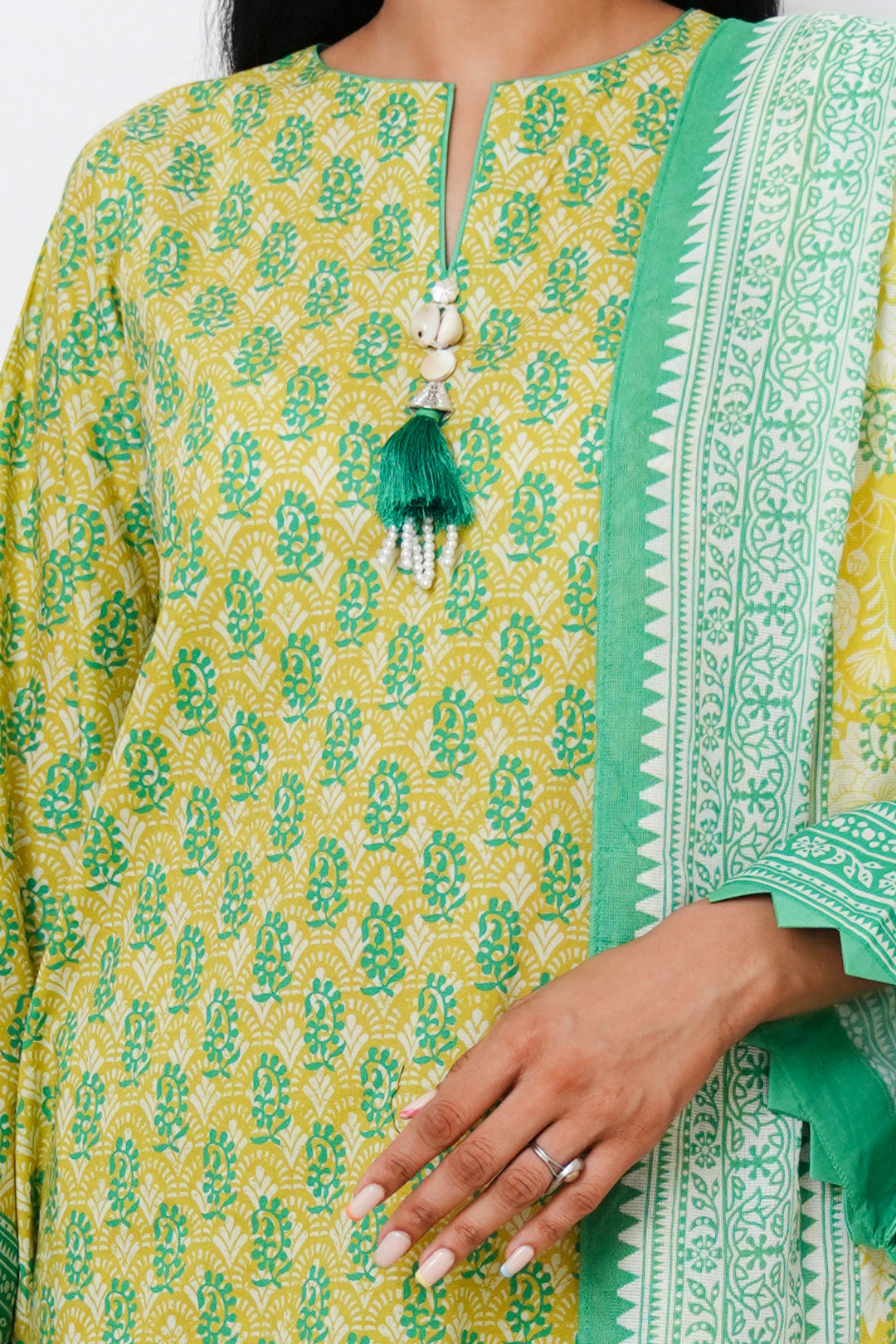 Zellbury | Unstitched 3 Piece Cambric | Shirt Shalwar Dupatta - 0117 - Libasekhas