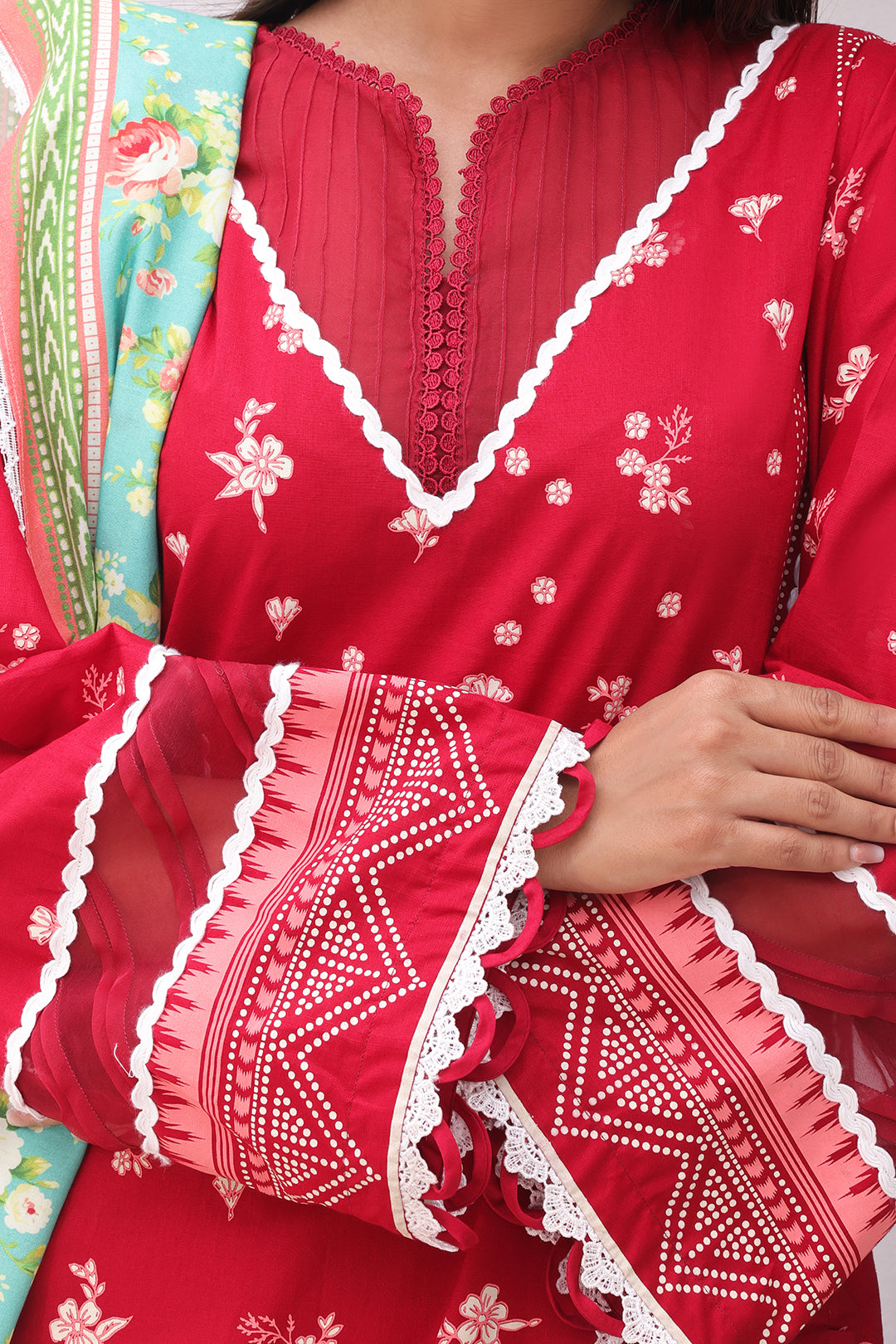Zellbury | Unstitched 3 Piece Cambric | Shirt Shalwar Dupatta - 0136 - Libasekhas