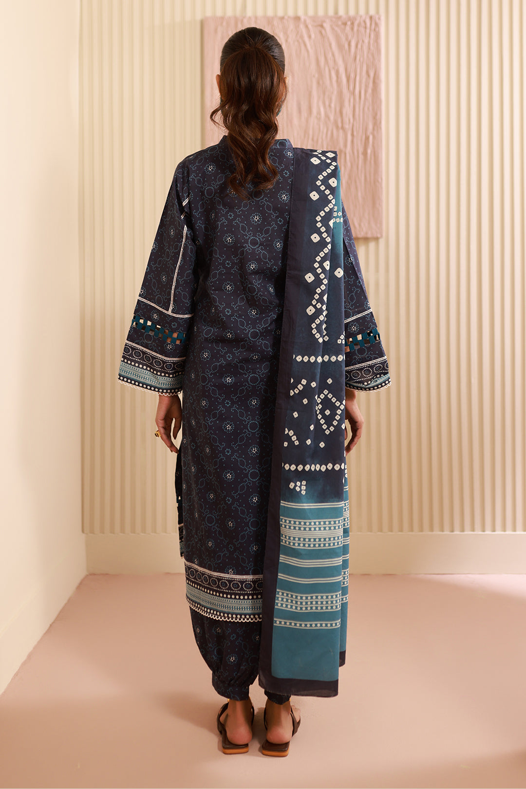 Zellbury | Unstitched 3 Piece Cambric | Shirt Shalwar Dupatta - 0642 - Libasekhas