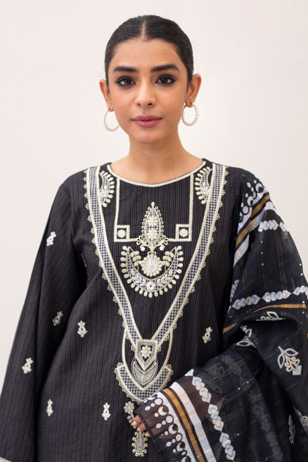 Zellbury | Unstitched 3 Piece Lawn | Embroidered Shirt Shalwar Dupatta - 0190 - Libasekhas