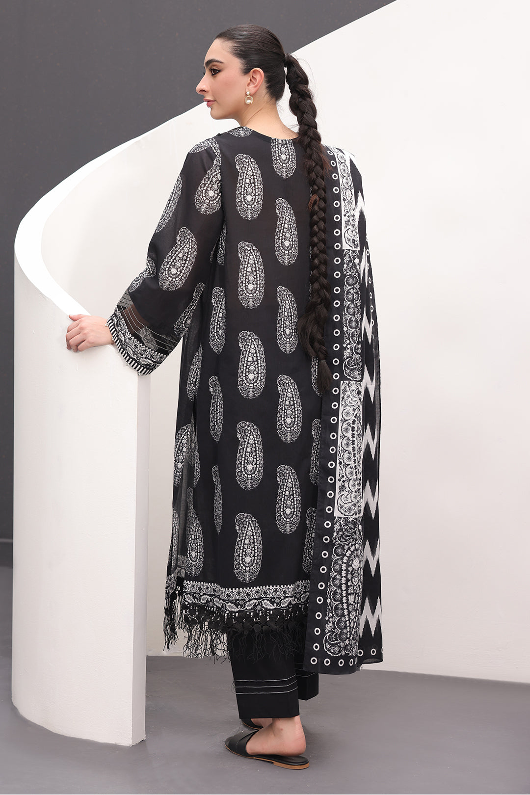Zellbury | Unstitched 3 Piece Lawn | Shirt Shalwar Dupatta - 1525 - Libasekhas