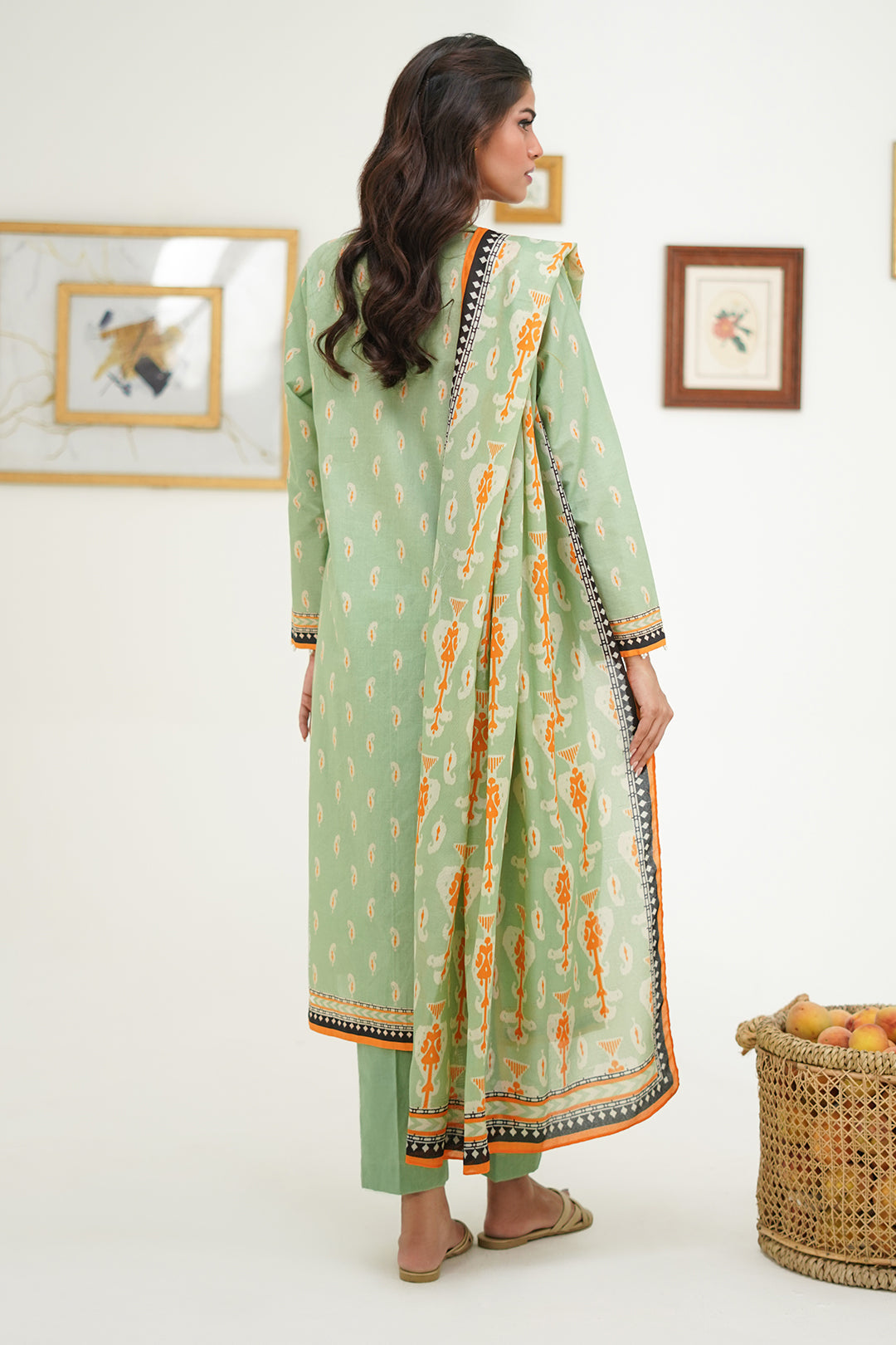 Zellbury | Unstitched 3 Piece Lawn | Shirt Shalwar Dupatta - 1572 - Libasekhas
