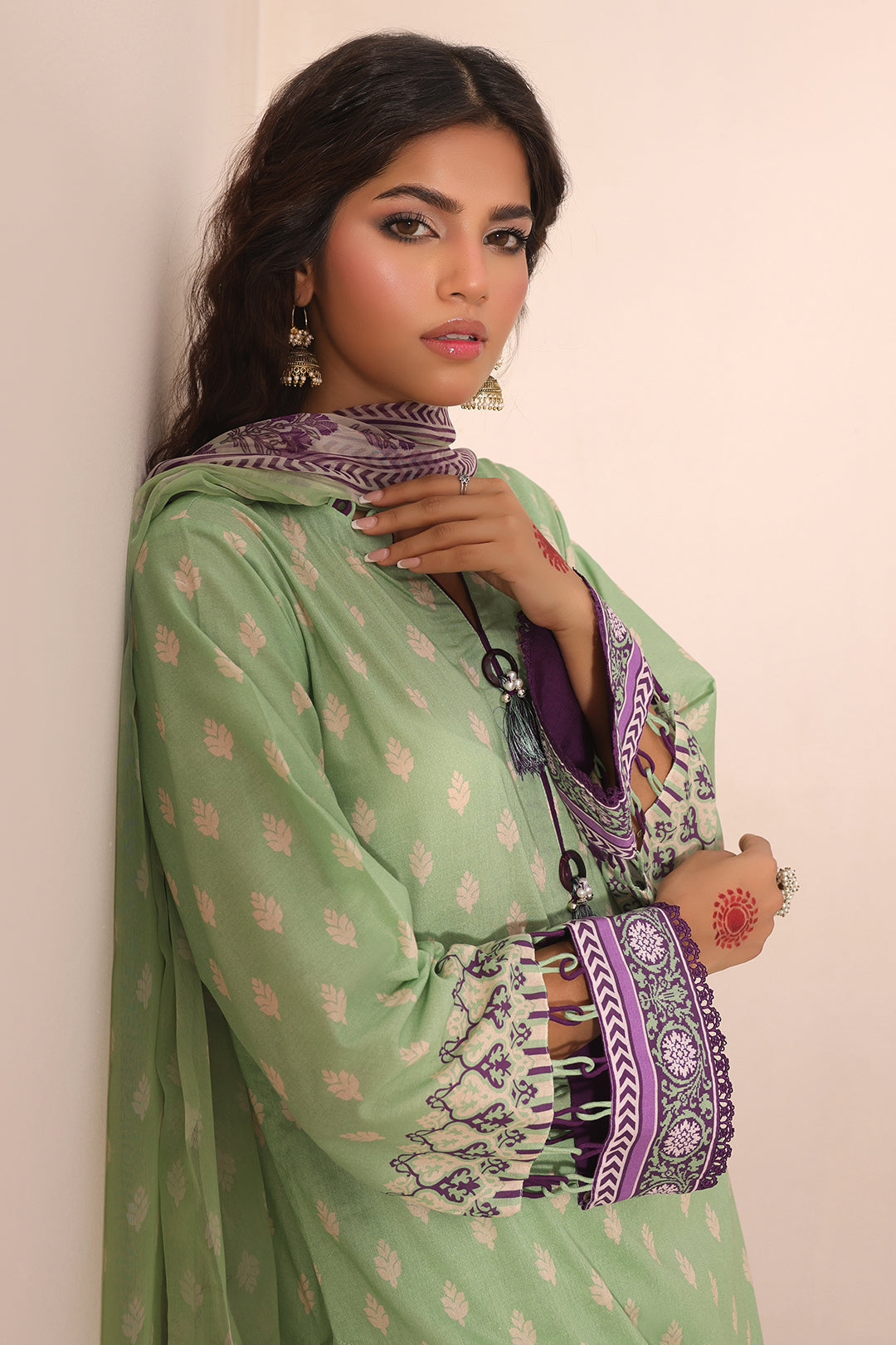 Zellbury | Unstitched 3 Piece Lawn | Shirt Shalwar Dupatta - 1696 - Libasekhas