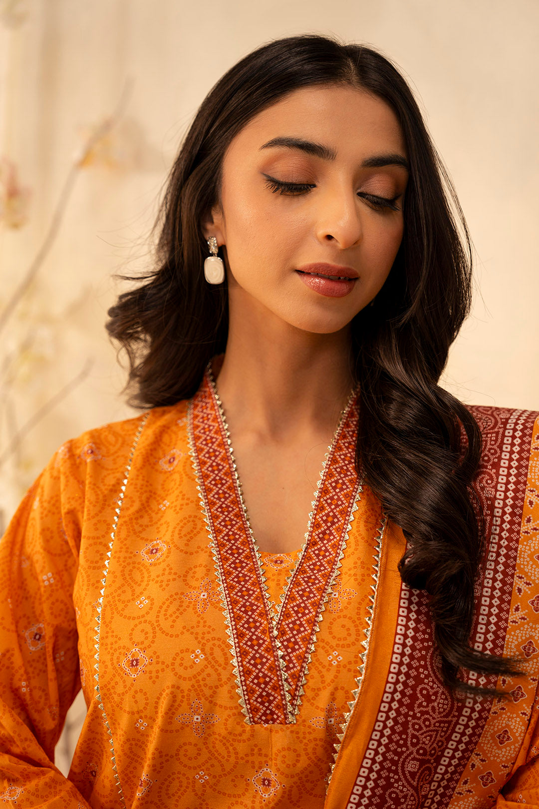 Zellbury | Unstitched 3 Piece Lawn | Shirt Shalwar Dupatta - 0115 - Libasekhas