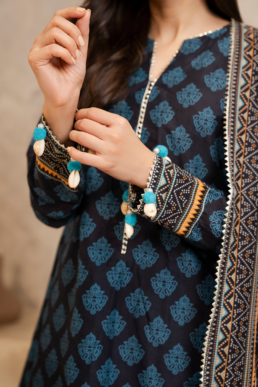 Zellbury | Unstitched 3 Piece Lawn | Shirt Shalwar Dupatta - 0125 - Libasekhas
