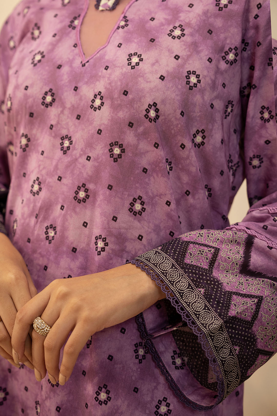 Zellbury | Unstitched 3 Piece Lawn | Shirt Shalwar Dupatta - 0126 - Libasekhas