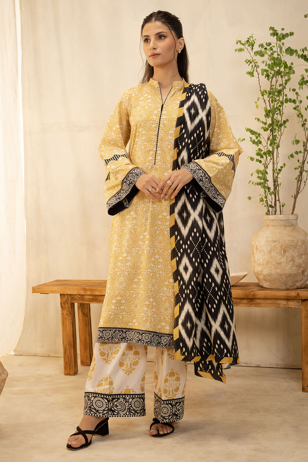 Zellbury | Unstitched 3 Piece Lawn | Shirt Shalwar Dupatta - 0130 - Libasekhas