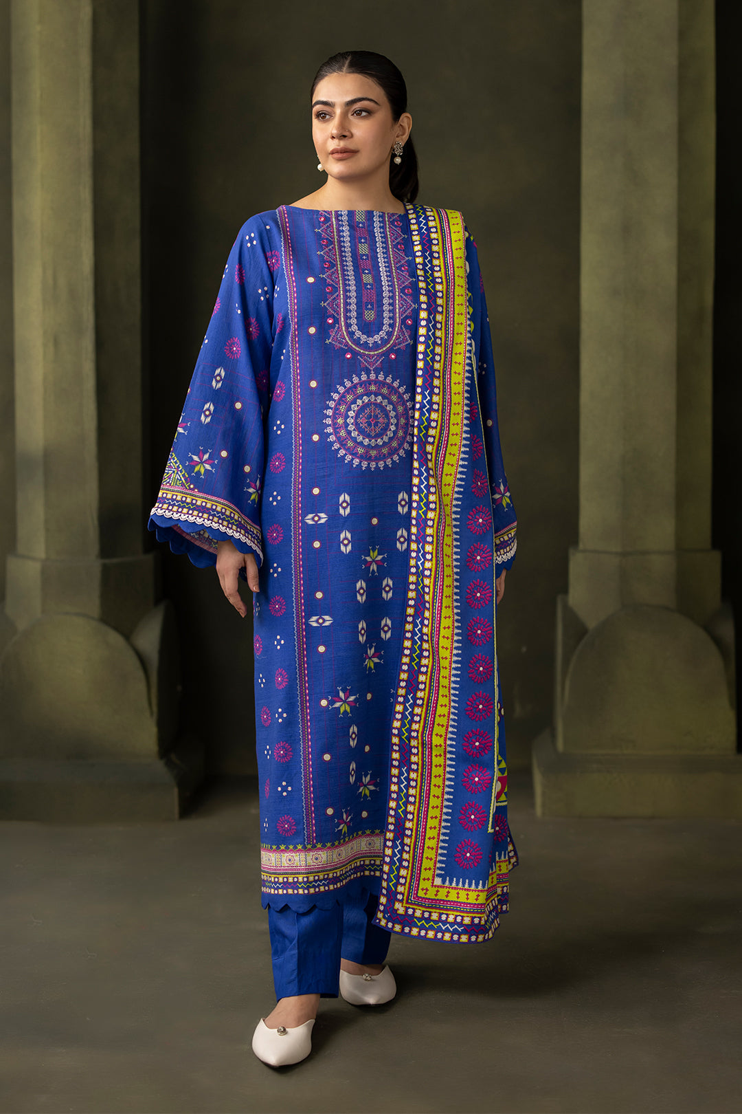 Zellbury | Unstitched 2 Piece Khaddar | Embroidered Shirt Dupatta - 0180 - Libasekhas