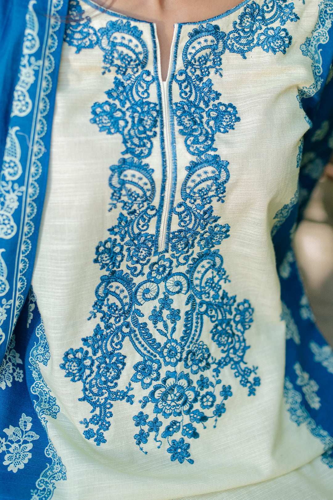Zellbury | Unstitched 2 Piece Khaddar | Embroidered Shirt Dupatta - 0264 - Libasekhas