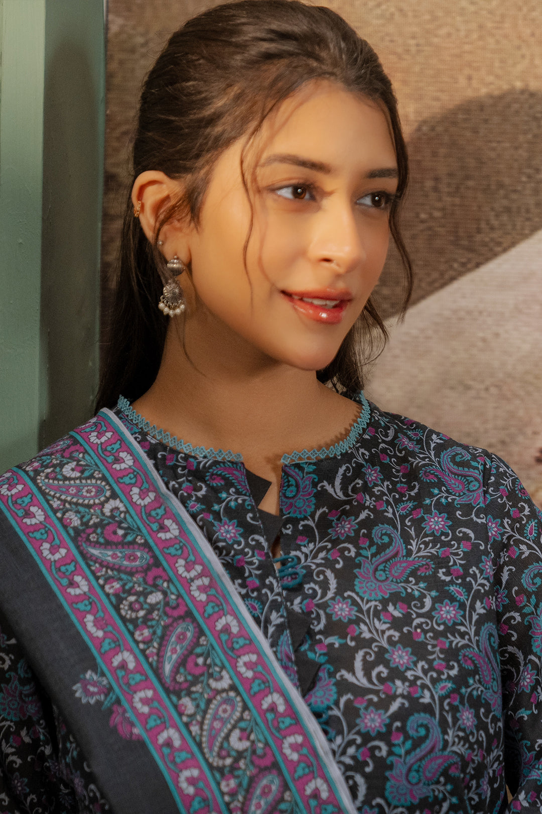 Zellbury | Unstitched 2 Piece Khaddar | Embroidered Shirt Dupatta - 0347 - Libasekhas