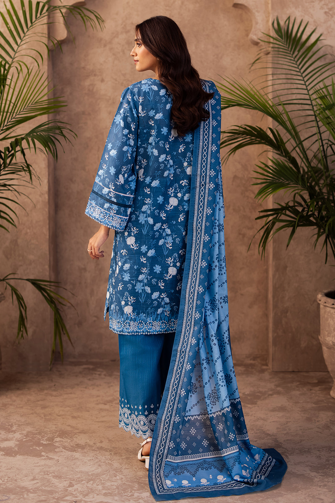 Zellbury | Unstitched 3 Piece Khaddar | Embroidered Shirt Shalwar Dupatta - 0226 - Libasekhas