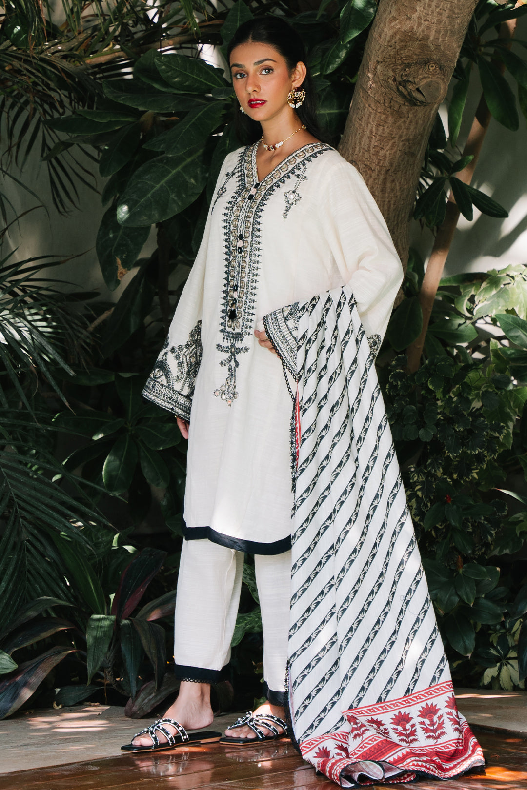 Zellbury | Unstitched 3 Piece Khaddar | Embroidered Shirt Shalwar Dupatta - 0239 - Libasekhas