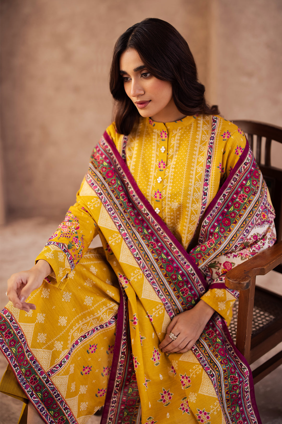 Zellbury | Unstitched 3 Piece Khaddar | Shirt Shalwar Dupatta - 0186 - Libasekhas