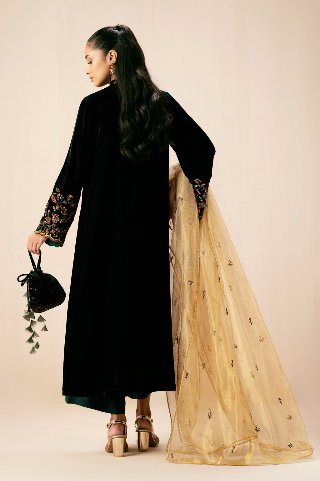 Zeen | Fall Edit 25 | WZM34411