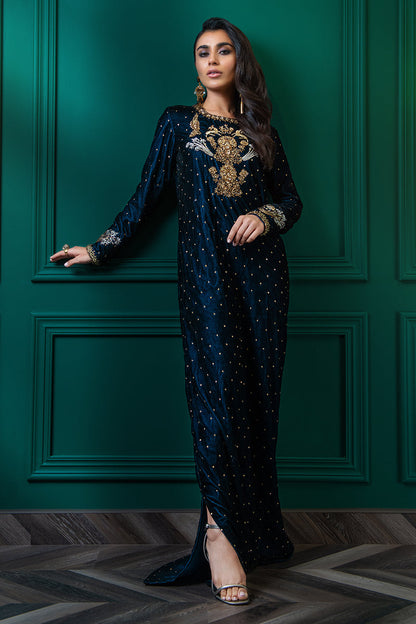 Wardha Saleem | Velvets Winter Fall 24 |  Shikar Gah 2 - House Of Anaya
