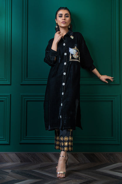 Wardha Saleem | Velvets Winter Fall 24 |  Hans Raj - House Of Anaya